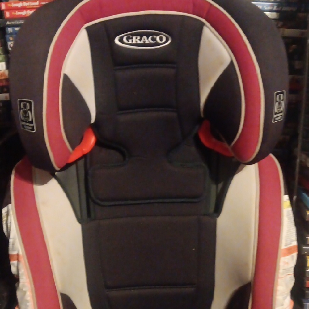 Graco Kids Car Seat - Black and Red